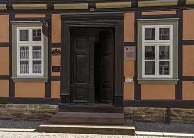 Ferienwohnungen Altstadtherz, Haupttür auf der Oberengengasse, Wernigerode